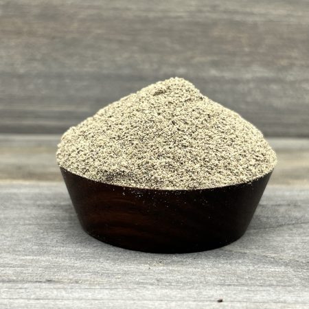 Poivre noir moulu de Madagascar